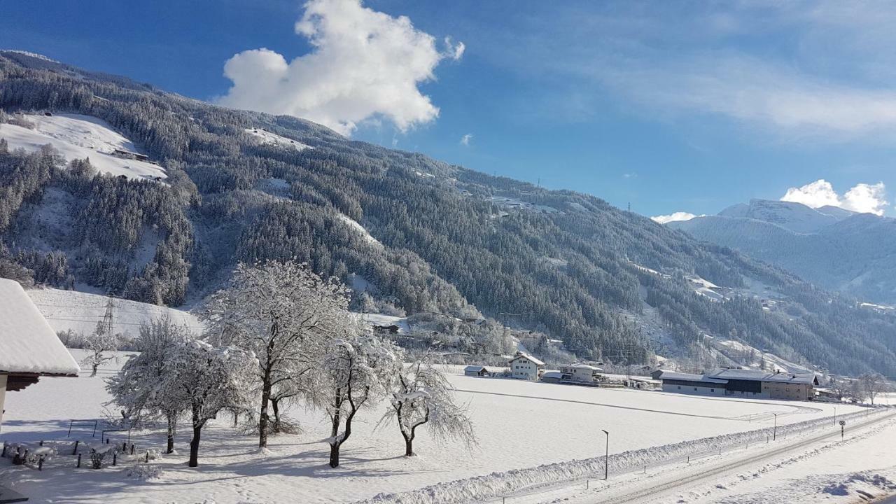 Apart Eberharter Aschau Im Zillertal Esterno foto